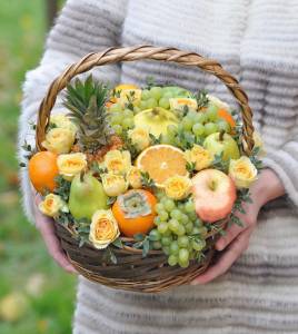 Букет в корзине "Южные сады"