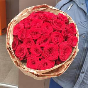 Розы в крафте