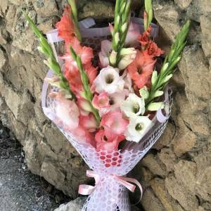 Букет гладиолусов "Гармония"