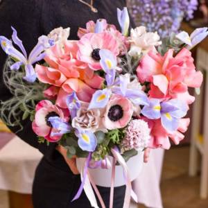 Букет с анемонами "Экзотика"