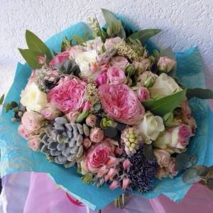 Букет с гиацинтами "Магия любви"