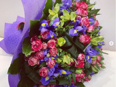 Авторский букет из кустовых роз